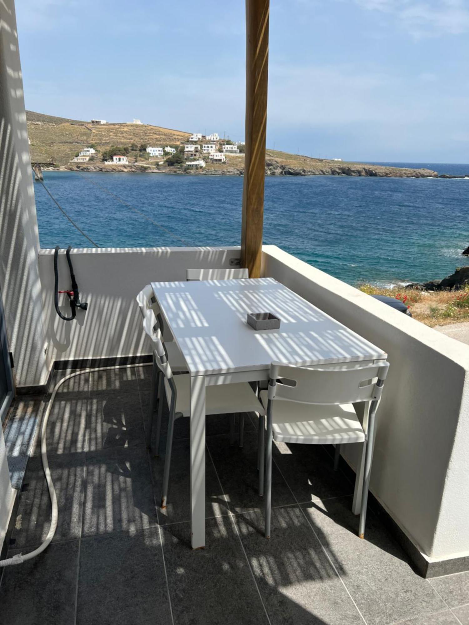 θίς Luxury Loutra (Kythnos)